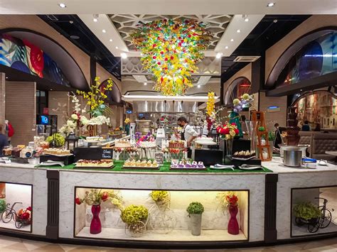 Vikings Luxury Buffet .